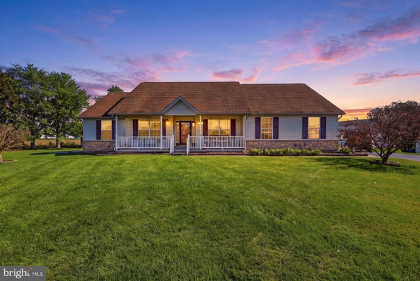 36 SACREMENTO CT, HANOVER, PA 17331 - Image 0fb6cec4bc2ebf339267663d1357b4e1/3240529714