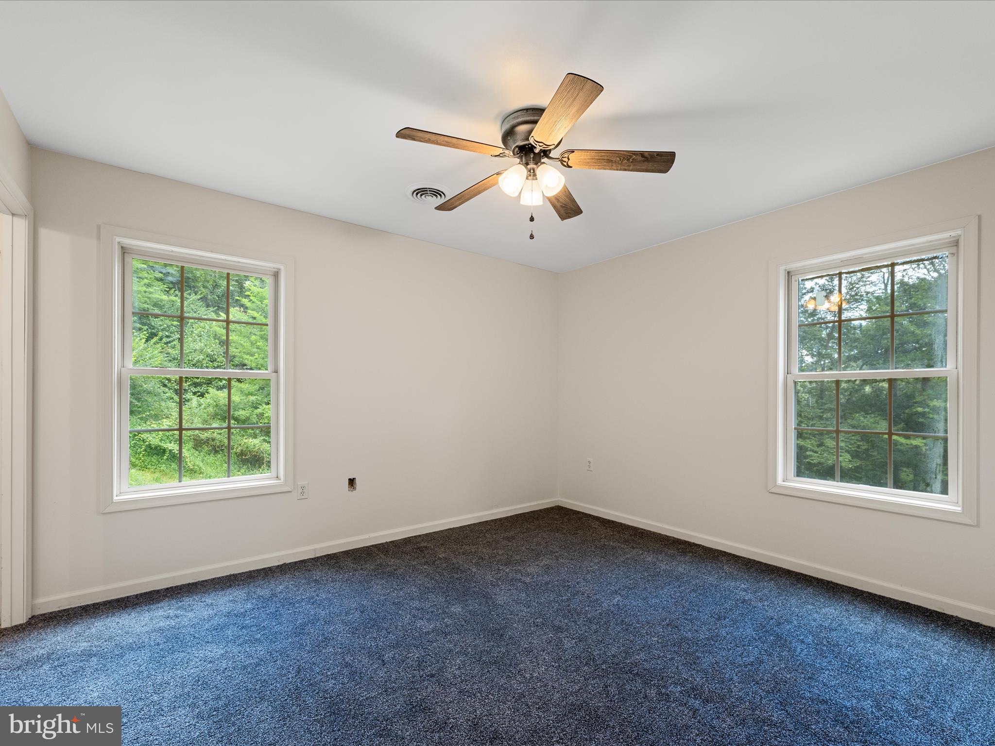 SLEEPY HOLLOW - Residential