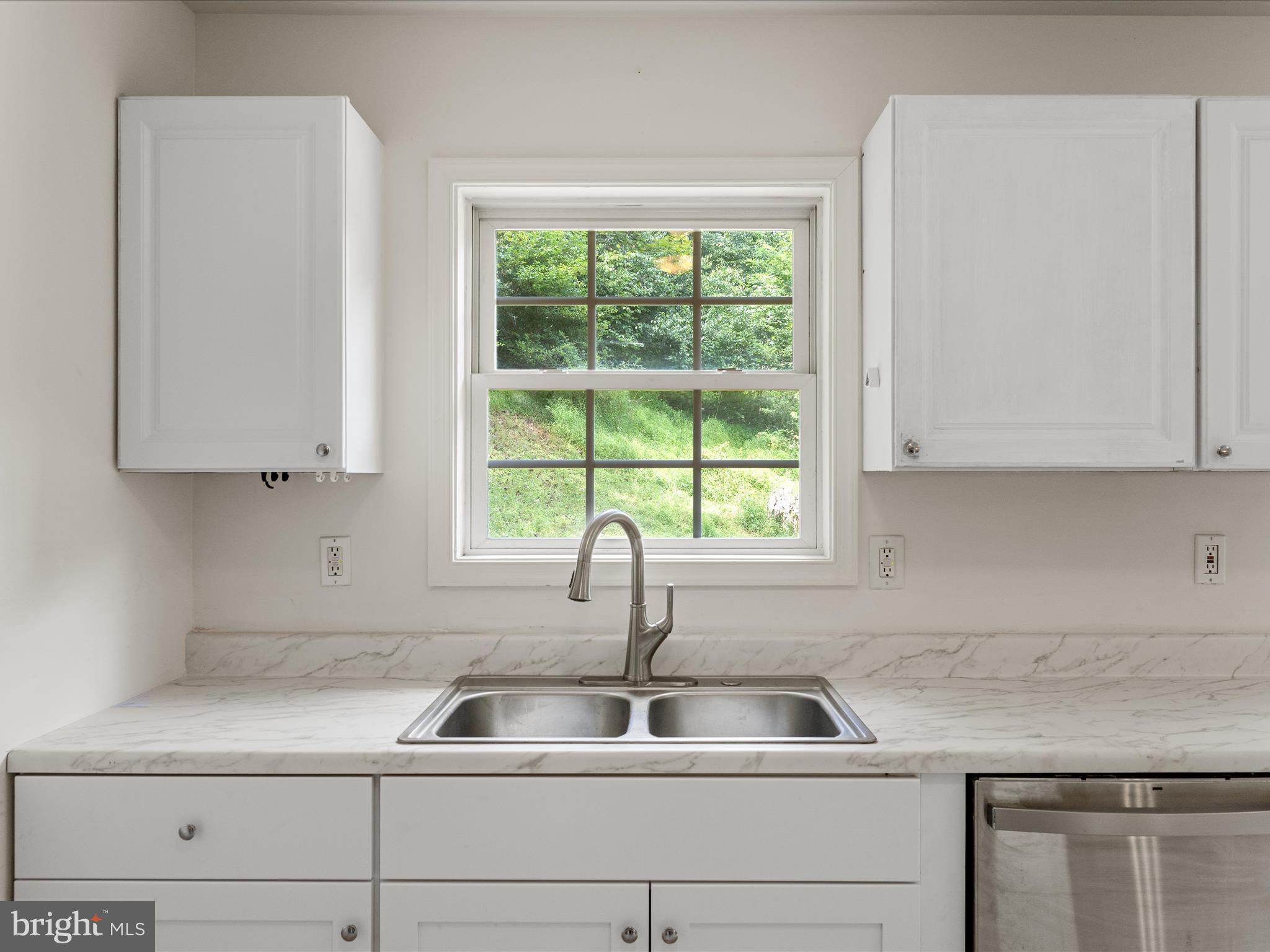 SLEEPY HOLLOW - Residential