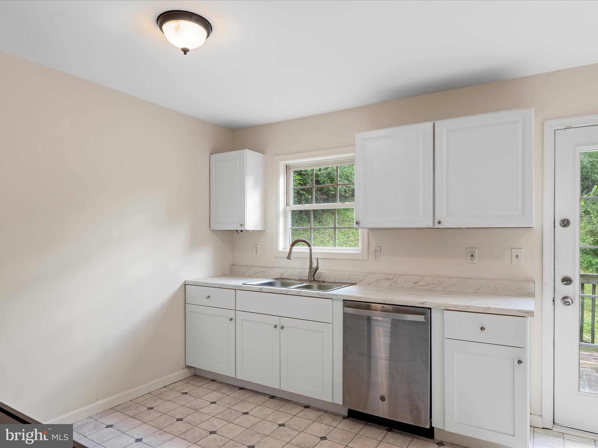 SLEEPY HOLLOW - Residential