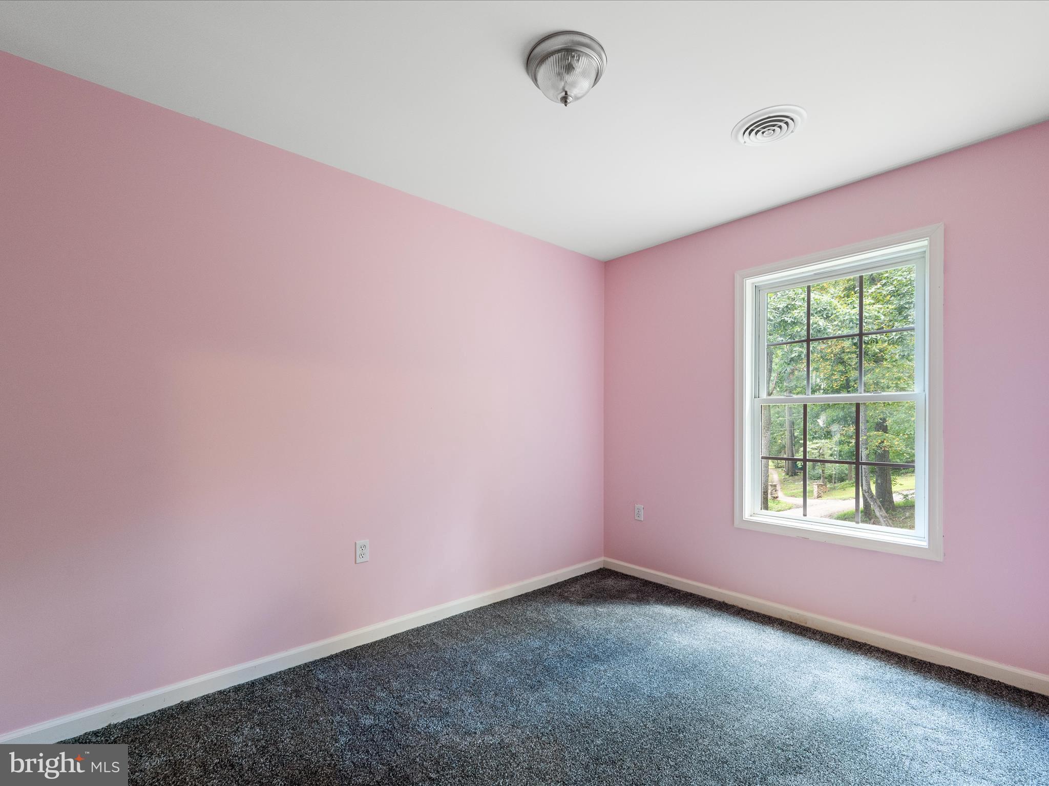 SLEEPY HOLLOW - Residential