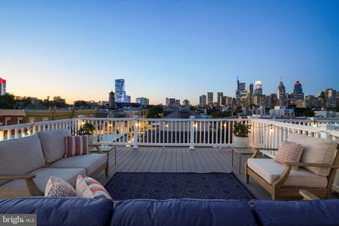 Townhouse For Sale - 2246 Christian Street<br/> Philadelphia County, PHILADELPHIA, PA 19146