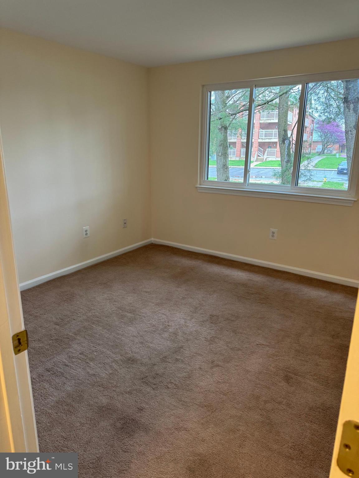 AMBERTOWNE - Residential