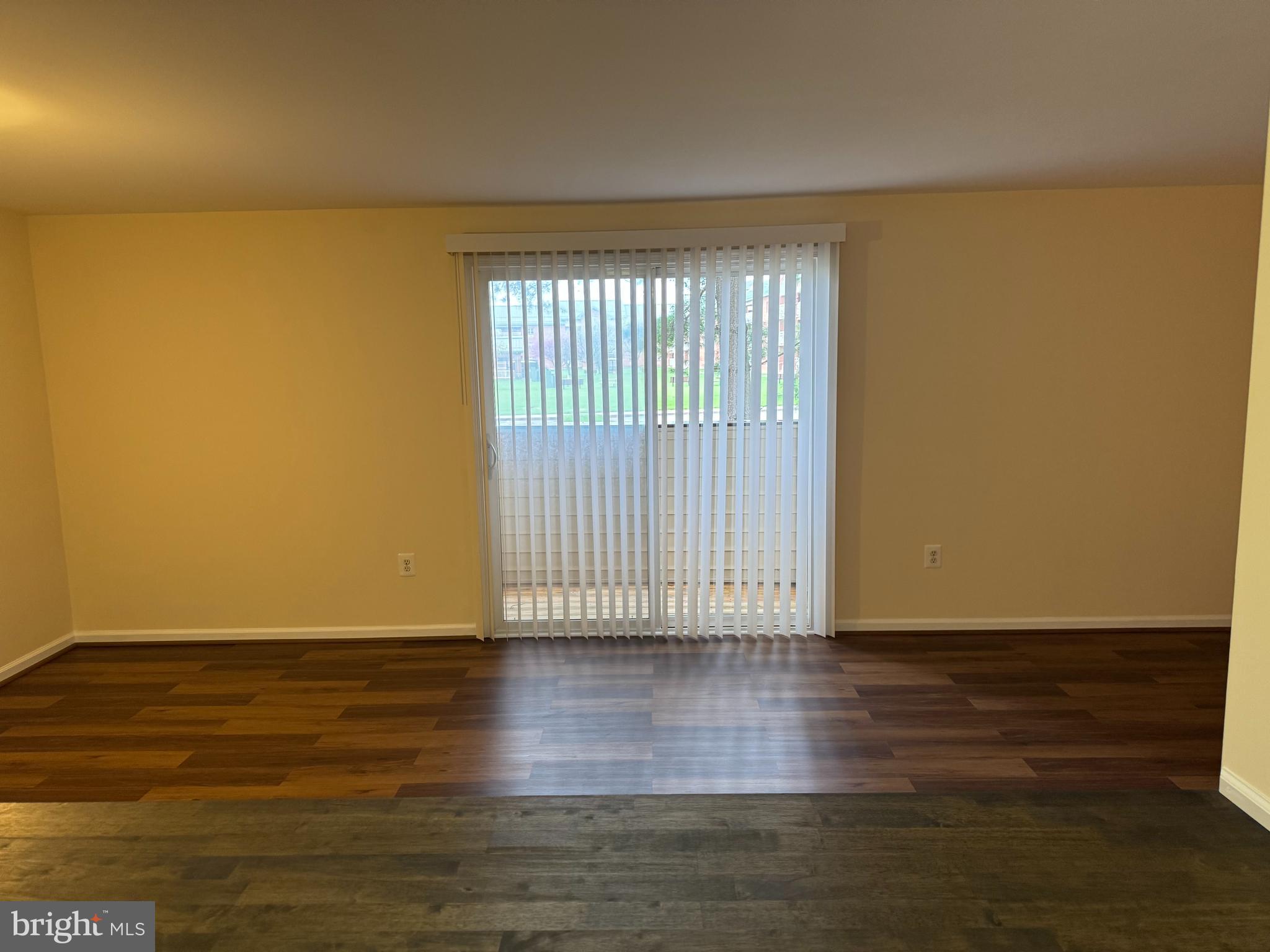 AMBERTOWNE - Residential