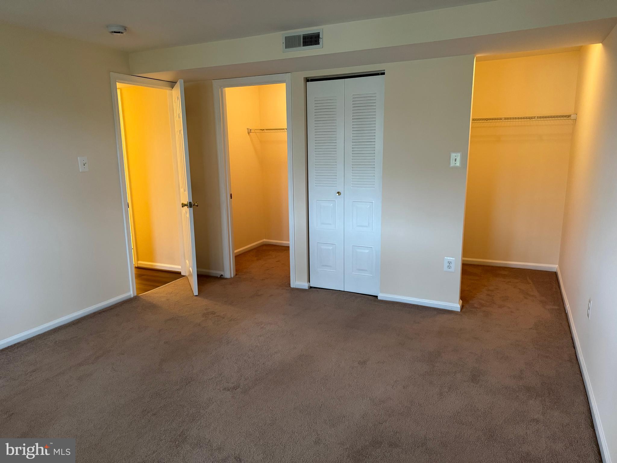 AMBERTOWNE - Residential