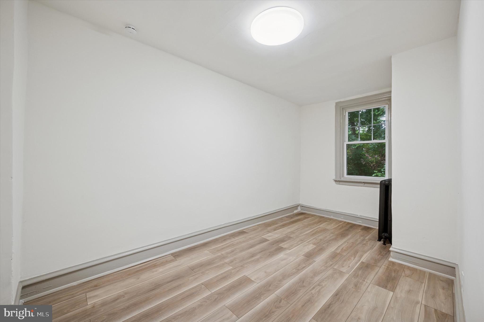 GERMANTOWN (EAST) - Residential