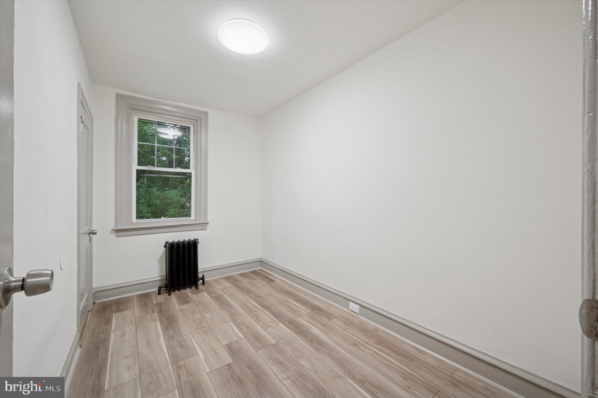 GERMANTOWN (EAST) - Residential