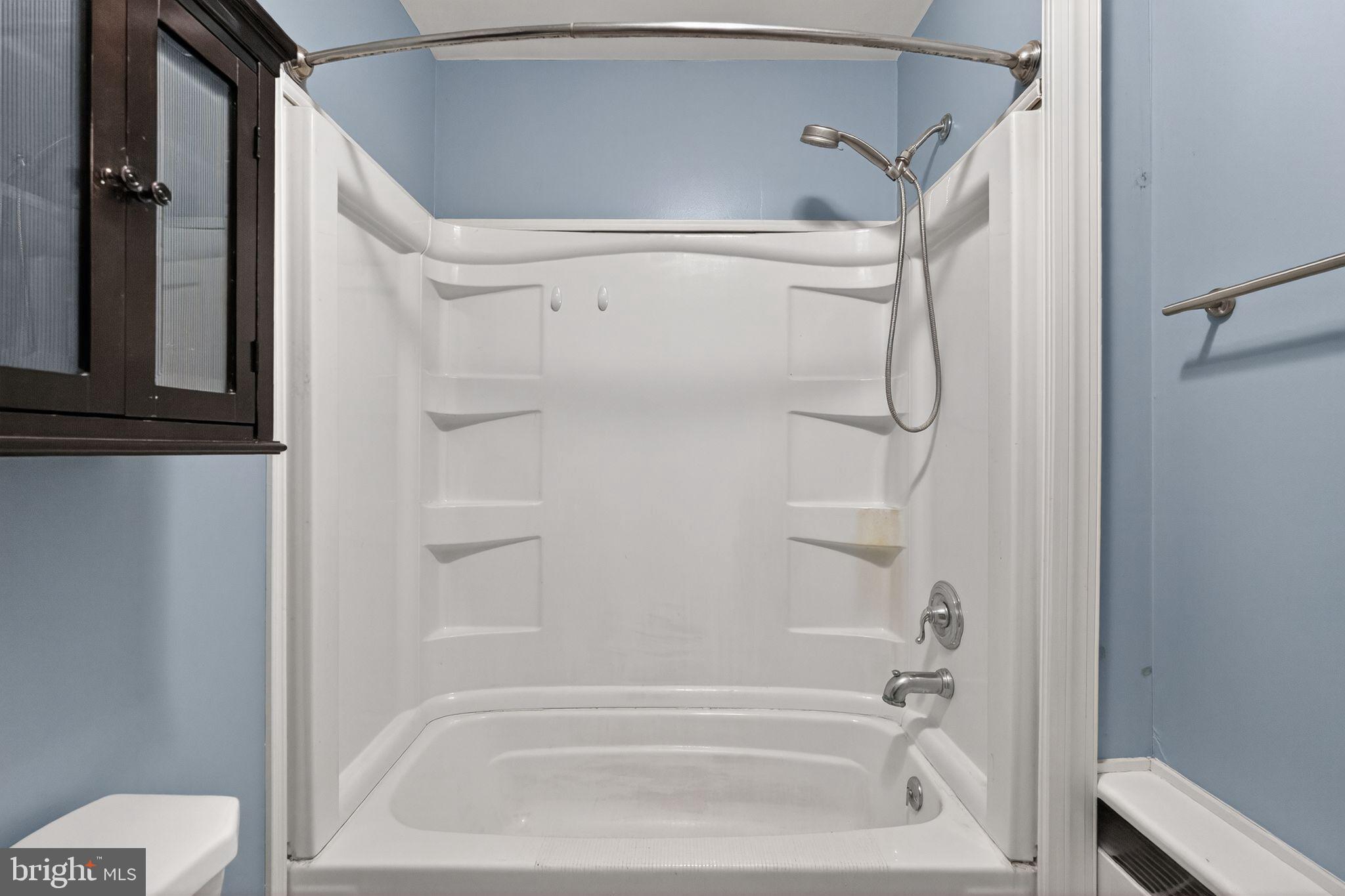 NORTH HILLS - Residential