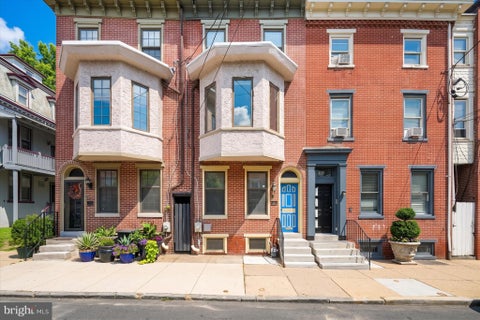 Townhouse For Sale - 405 6th Street<br/> WILMINGTON, DE 19801