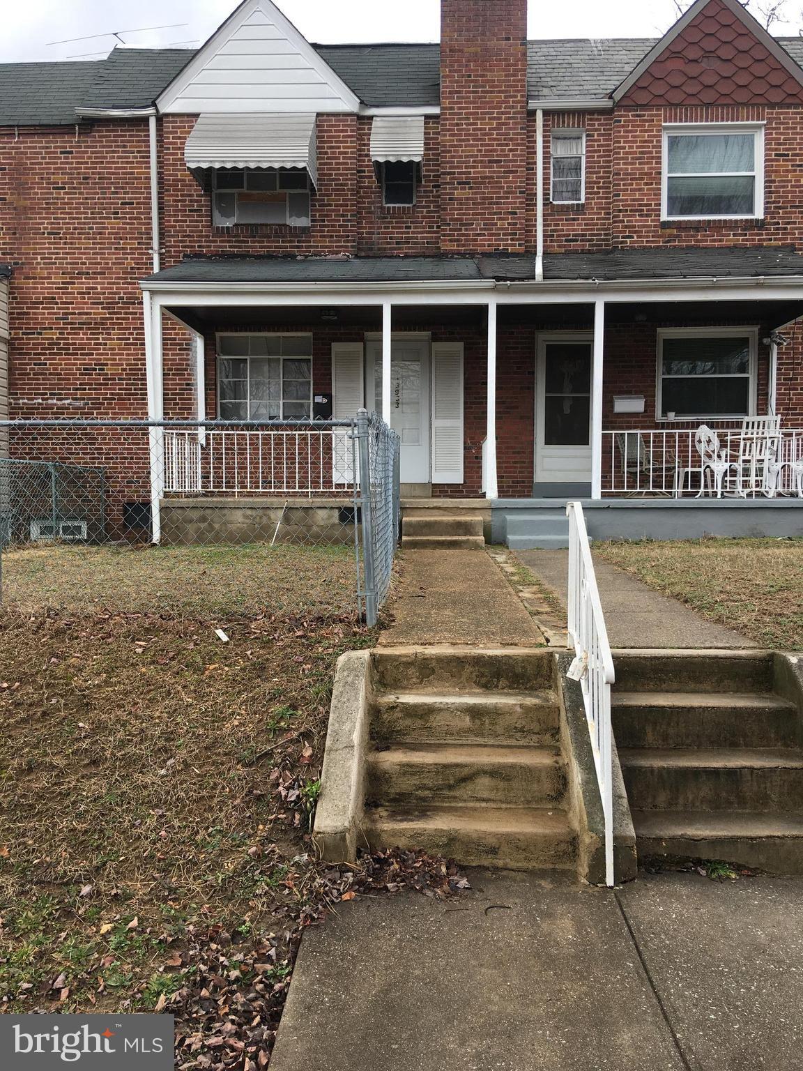 Great for 1st Time Home Buyers or an Investor's Delight. Many reasons to choose this well priced, well maintained home. Put your own final touches on this remarkable investment. Located near major arteries and public transportation. Will not last long. A must see! Tenant Occupied.