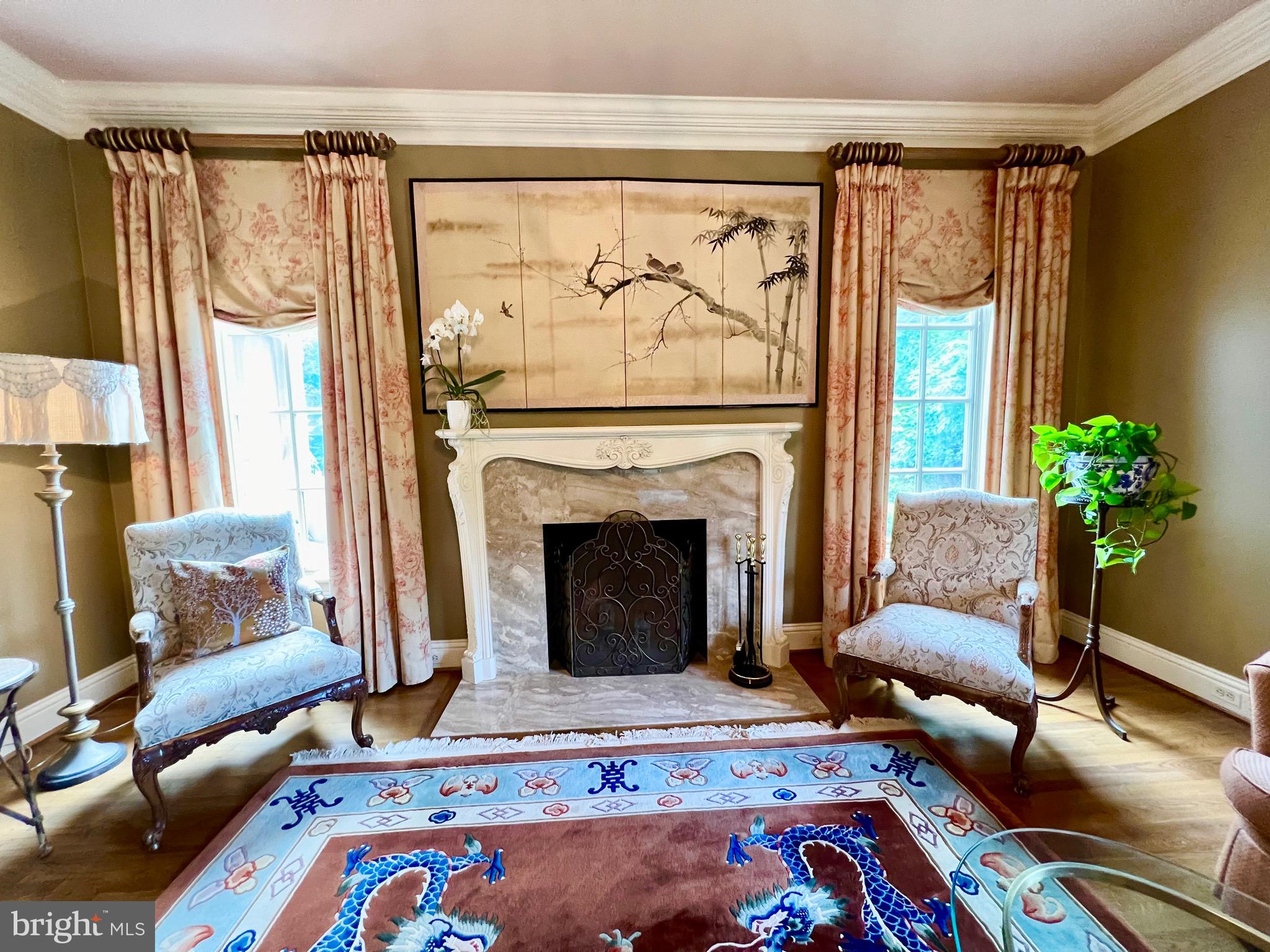 2453 MAIDENS ROAD