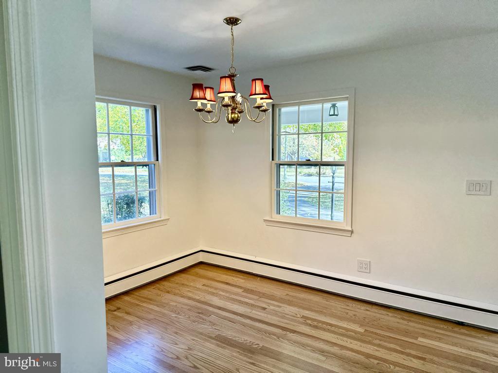 CLIFTON - Residential