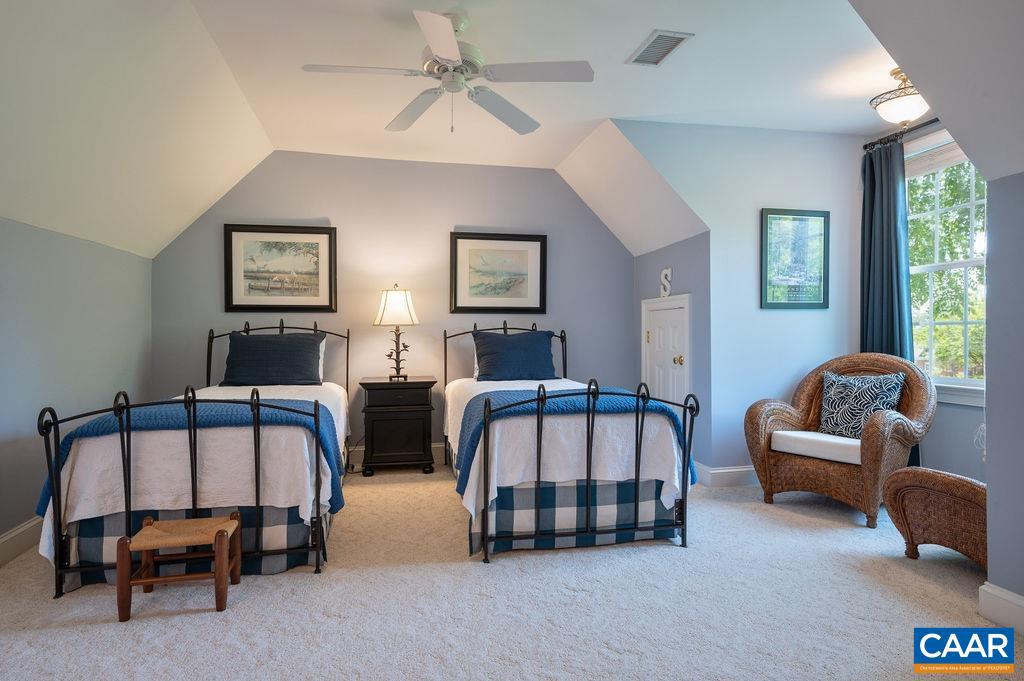 THE ROCKS - Residential