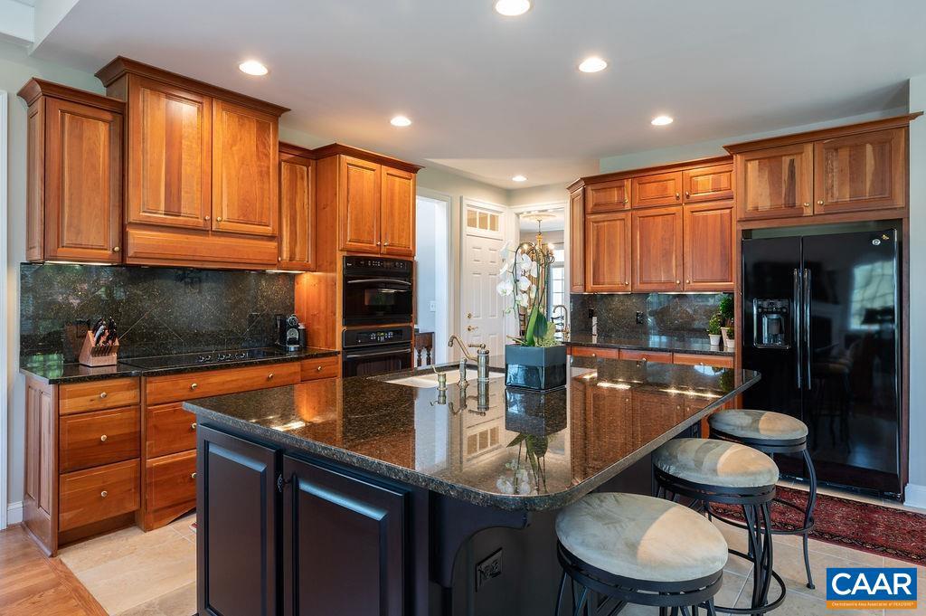 THE ROCKS - Residential