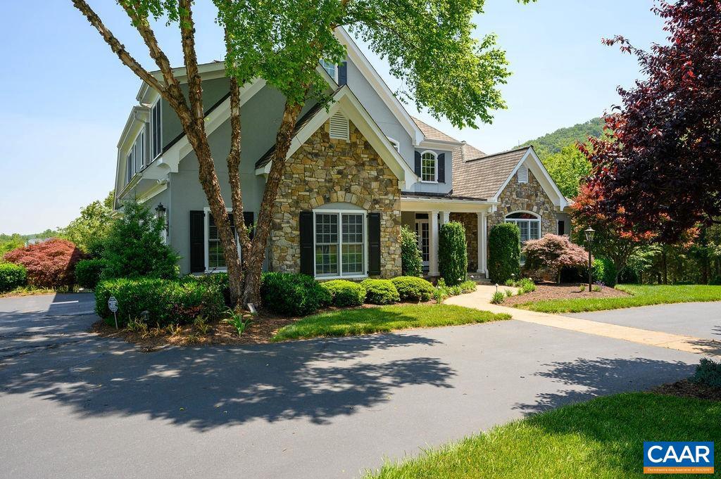 THE ROCKS - Residential