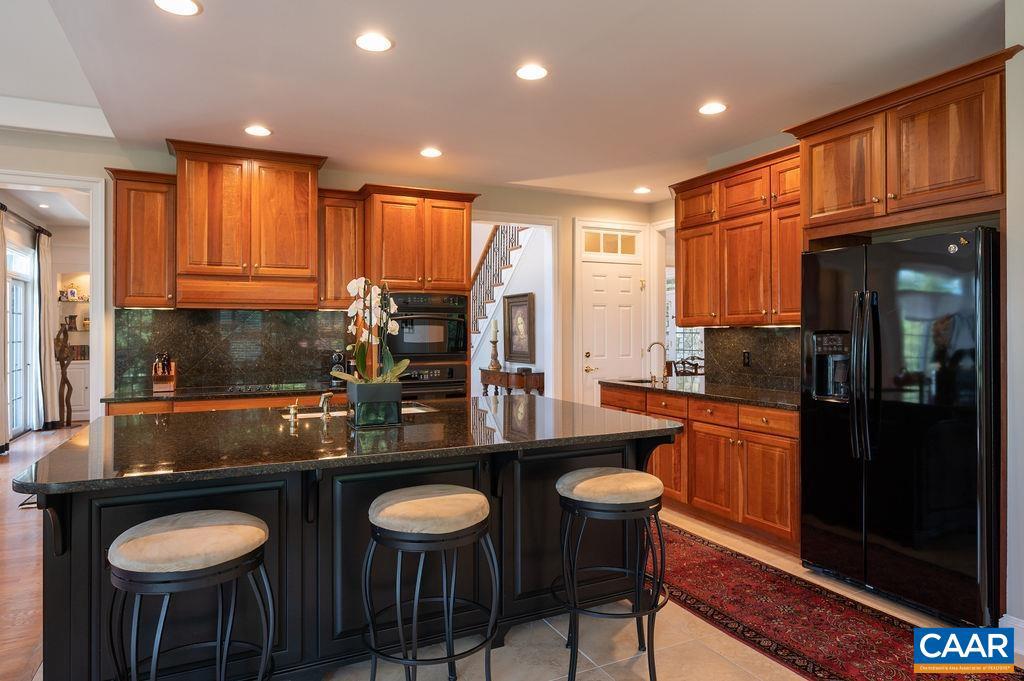 THE ROCKS - Residential