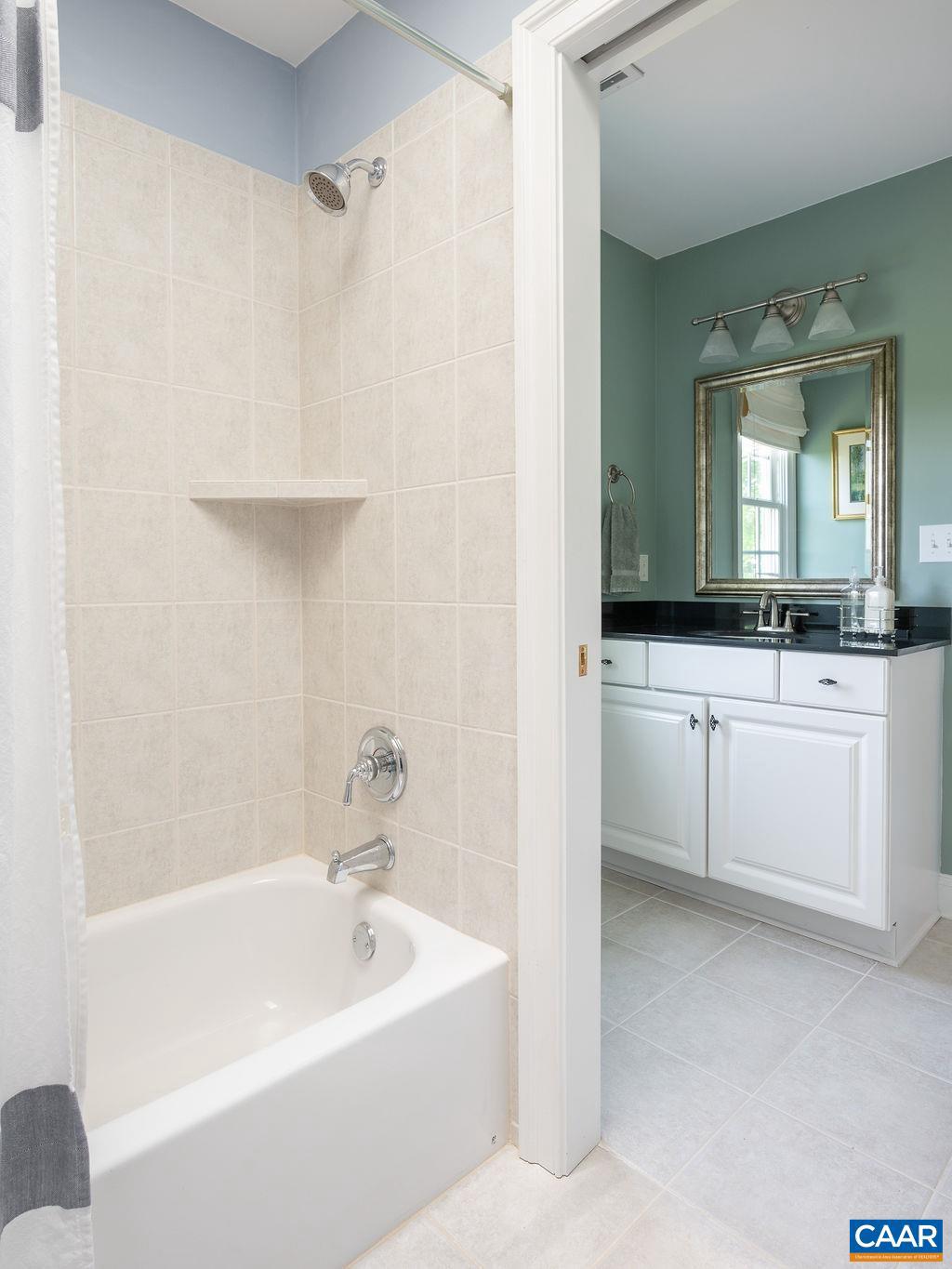 THE ROCKS - Residential