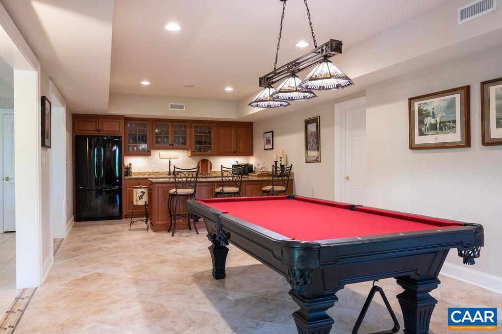 THE ROCKS - Residential