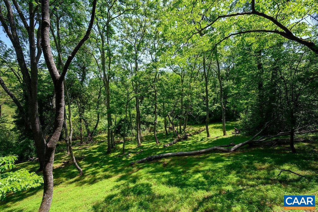 THE ROCKS - Residential