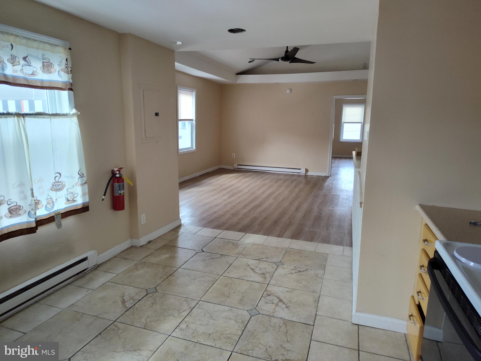OLDE KENSINGTON - Commercial Sale