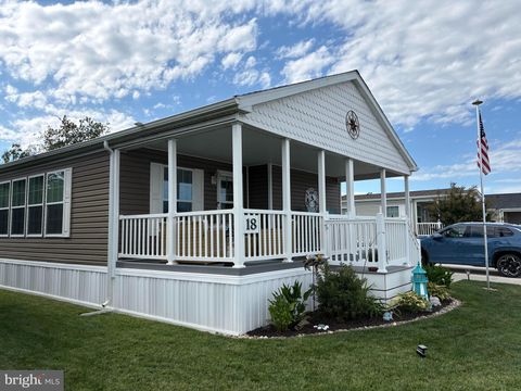 18 BUCKINGHAM DRIVE LEWES DE 19958