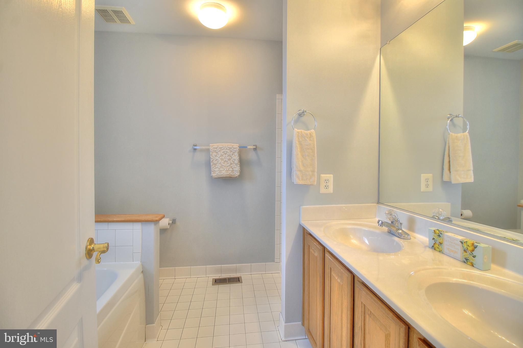 GREENBRIER HILLS - Residential