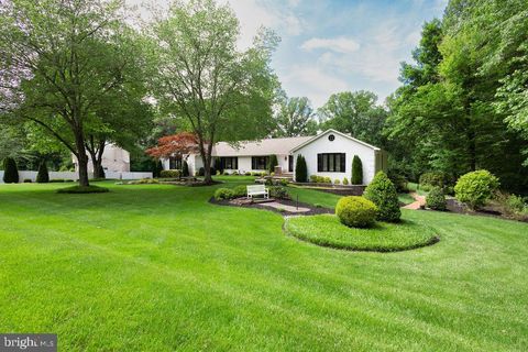 1765 STONE DRIVE HUNTINGTOWN MD 20639