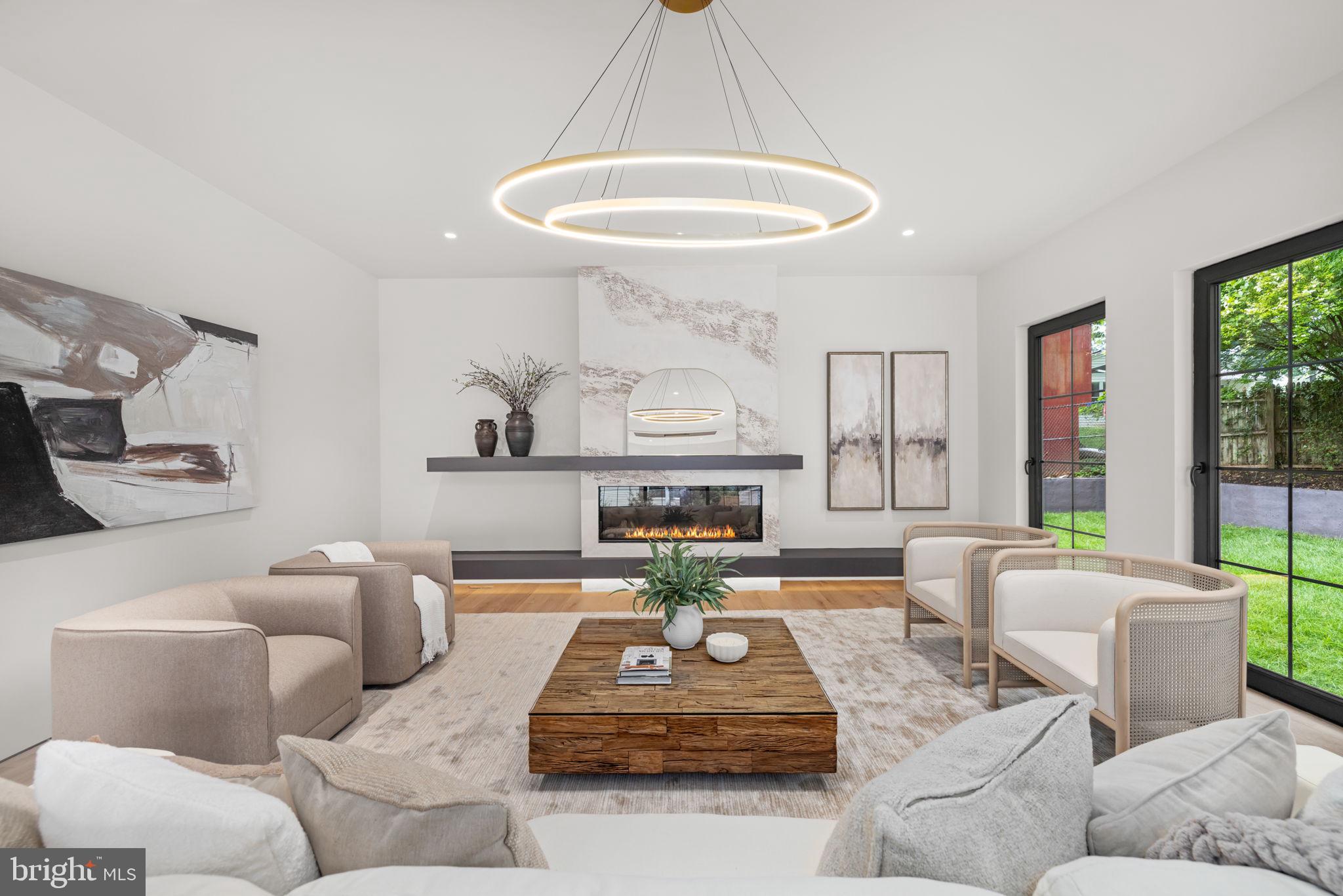 VIENNA WOODS - Residential