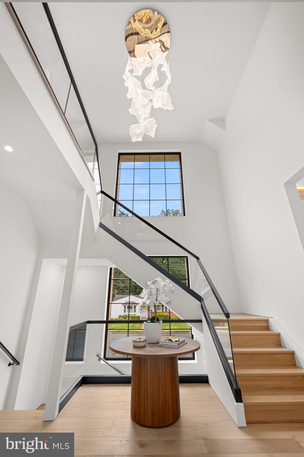 VIENNA WOODS - Residential