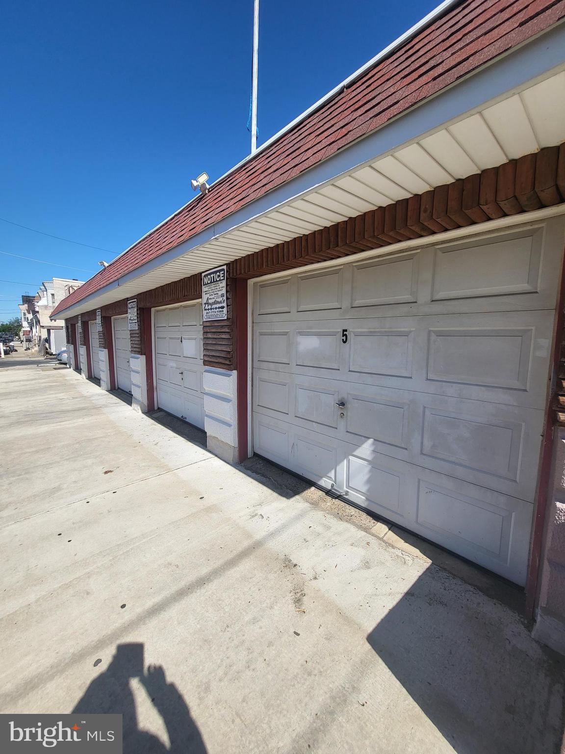 PORT RICHMOND - Residential