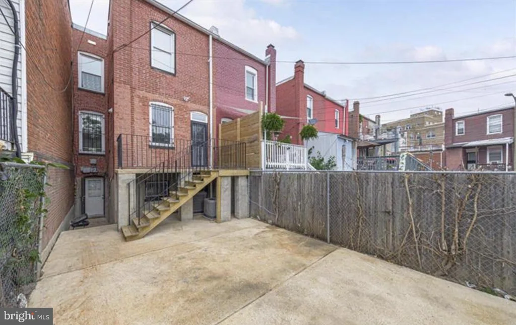 3633 11th Street NW Unit A, Washington, DC 20010