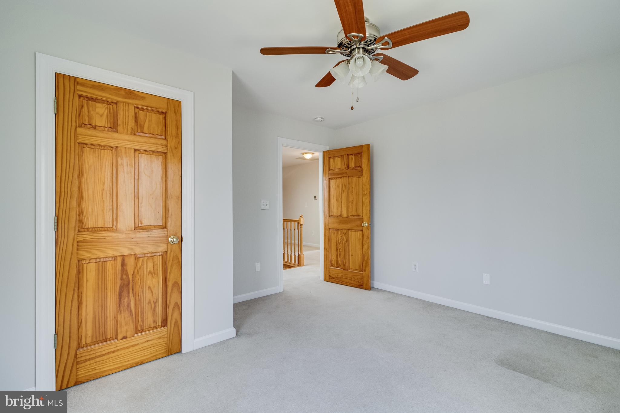 HUGGER - Residential