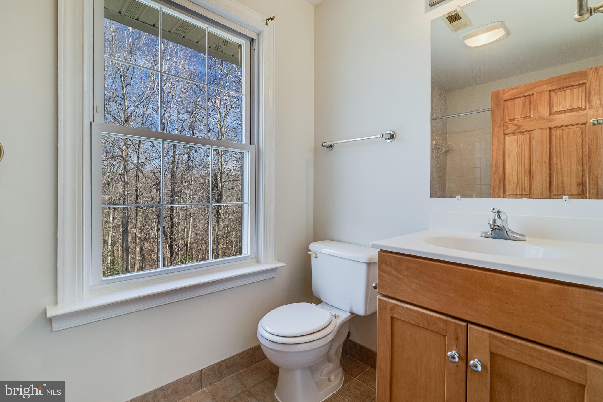 HUGGER - Residential