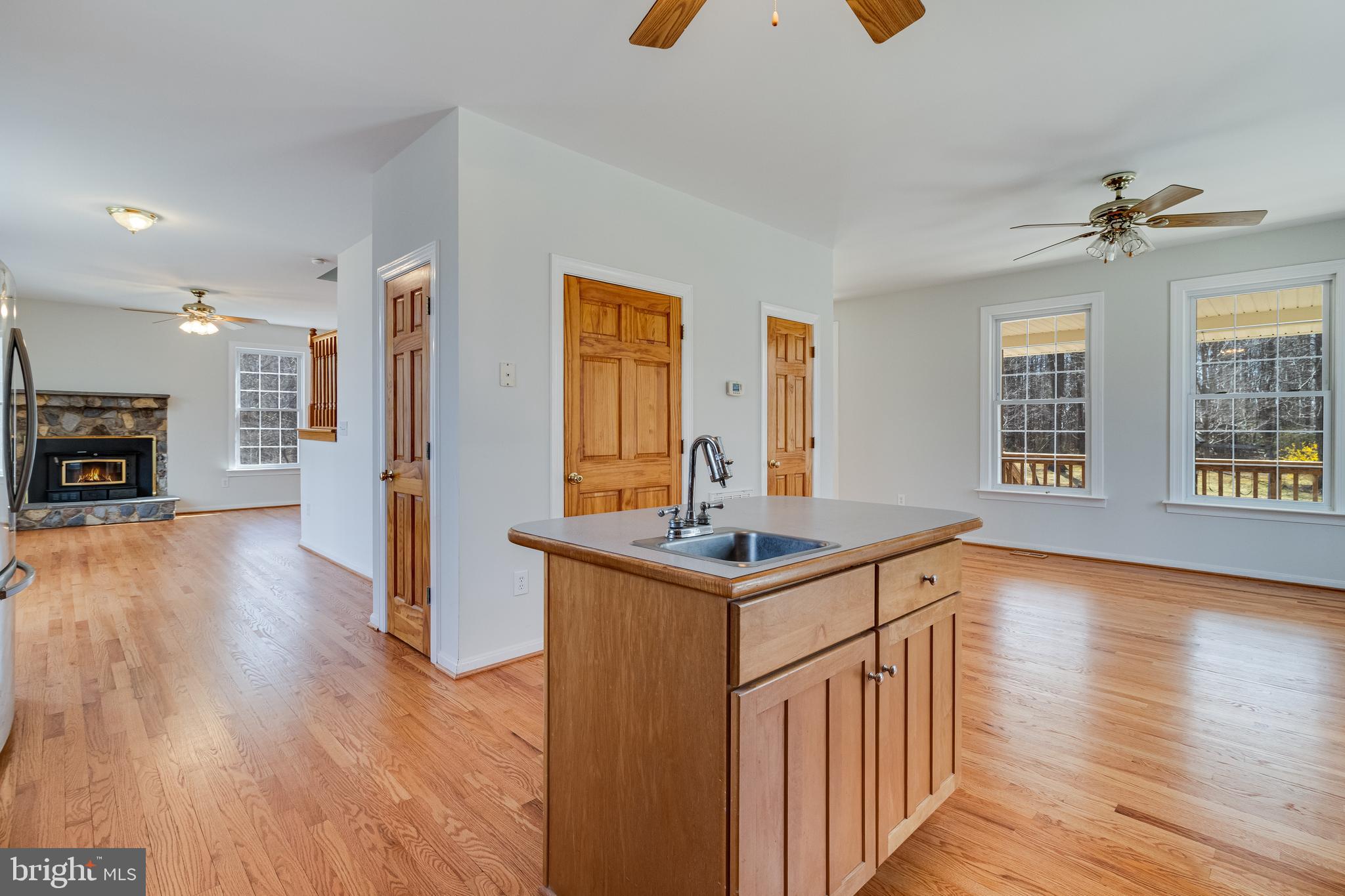 HUGGER - Residential