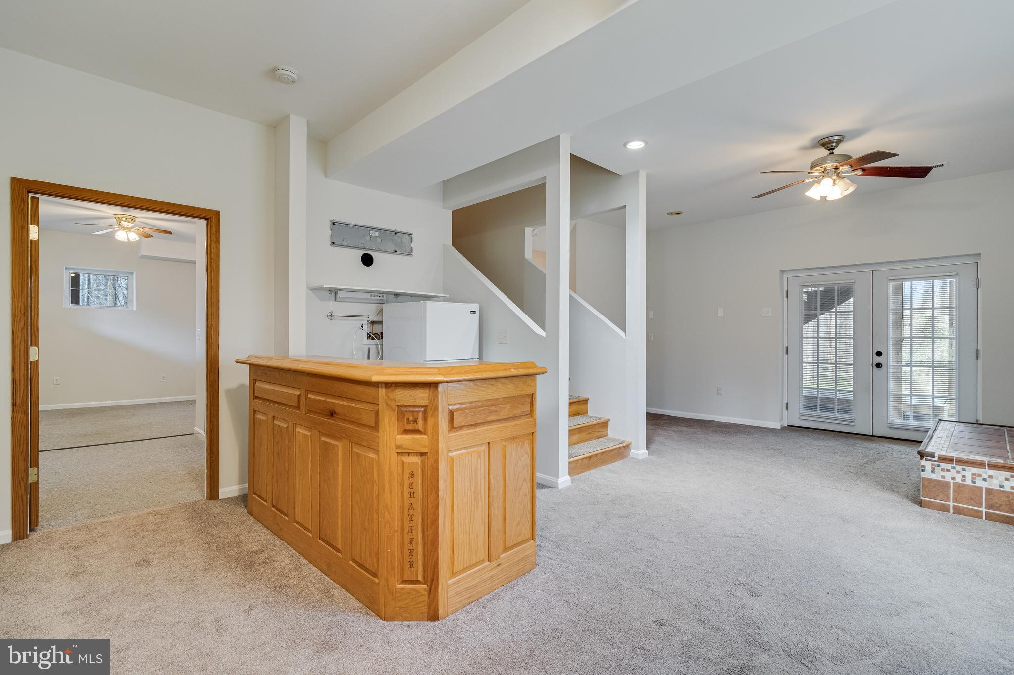 HUGGER - Residential