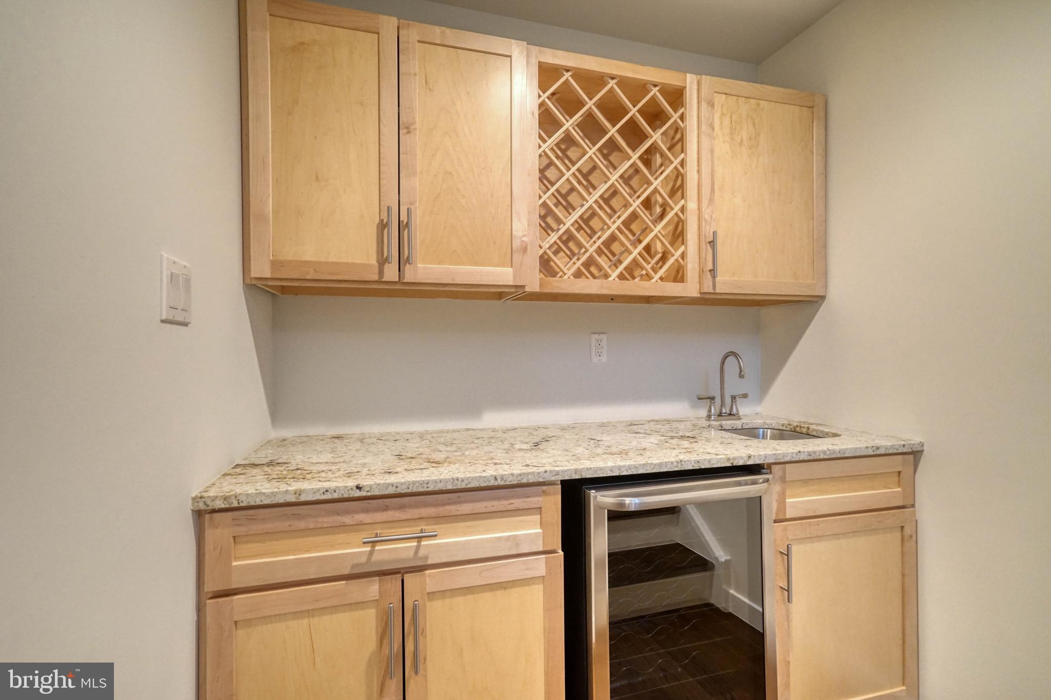 GRADUATE HOSPITAL - Residential Lease