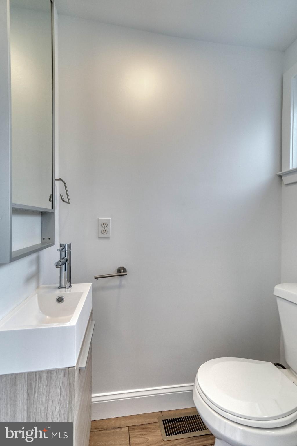 GRADUATE HOSPITAL - Residential Lease