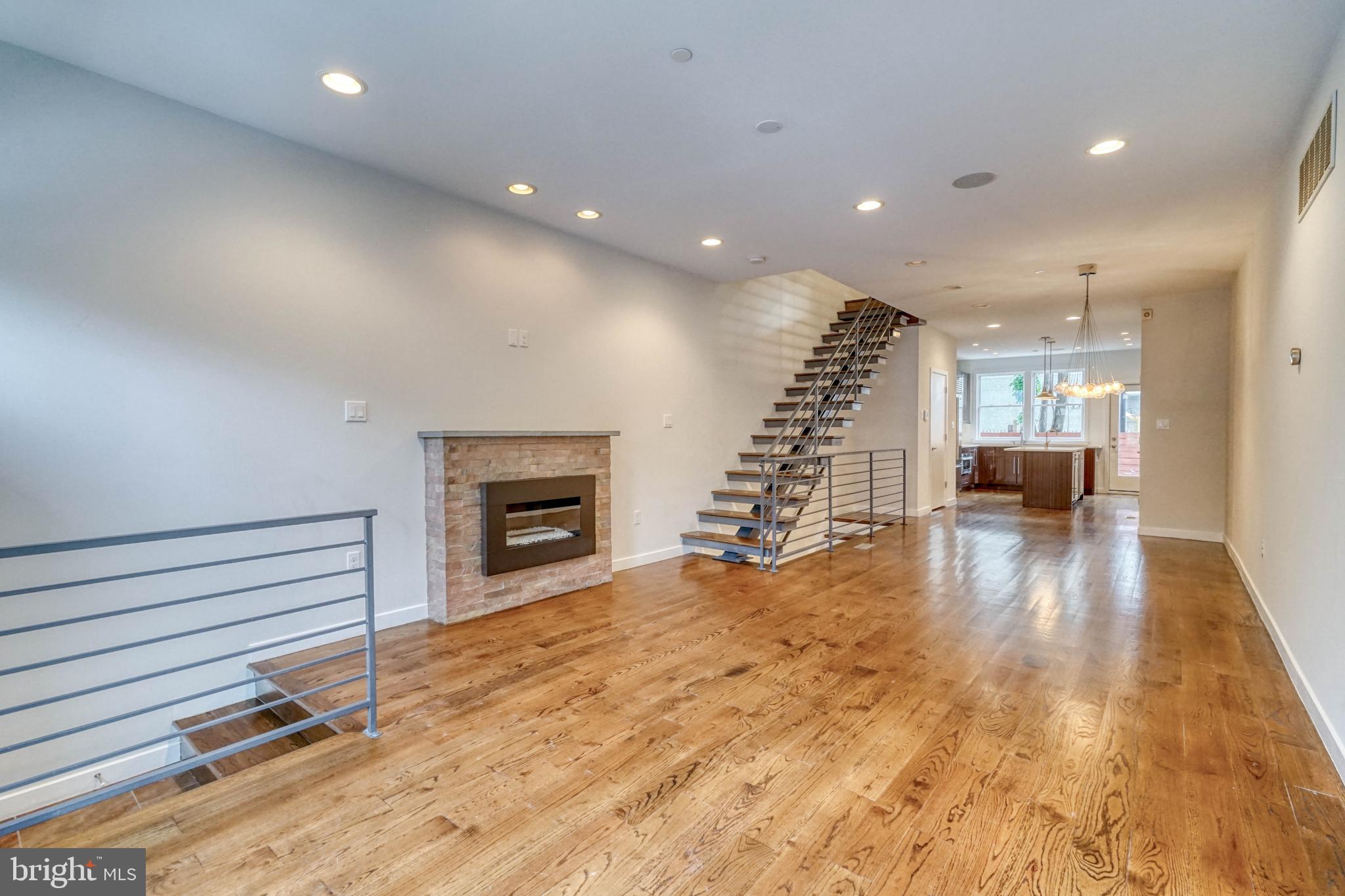 GRADUATE HOSPITAL - Residential Lease