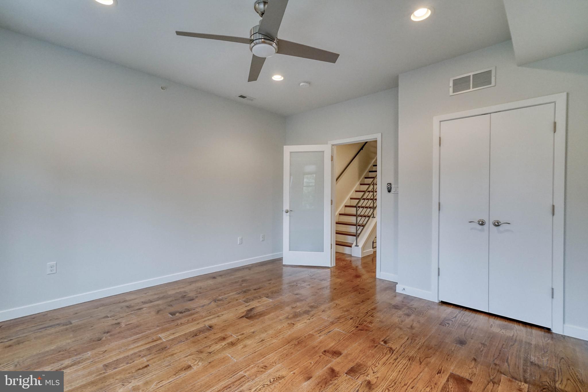 GRADUATE HOSPITAL - Residential Lease