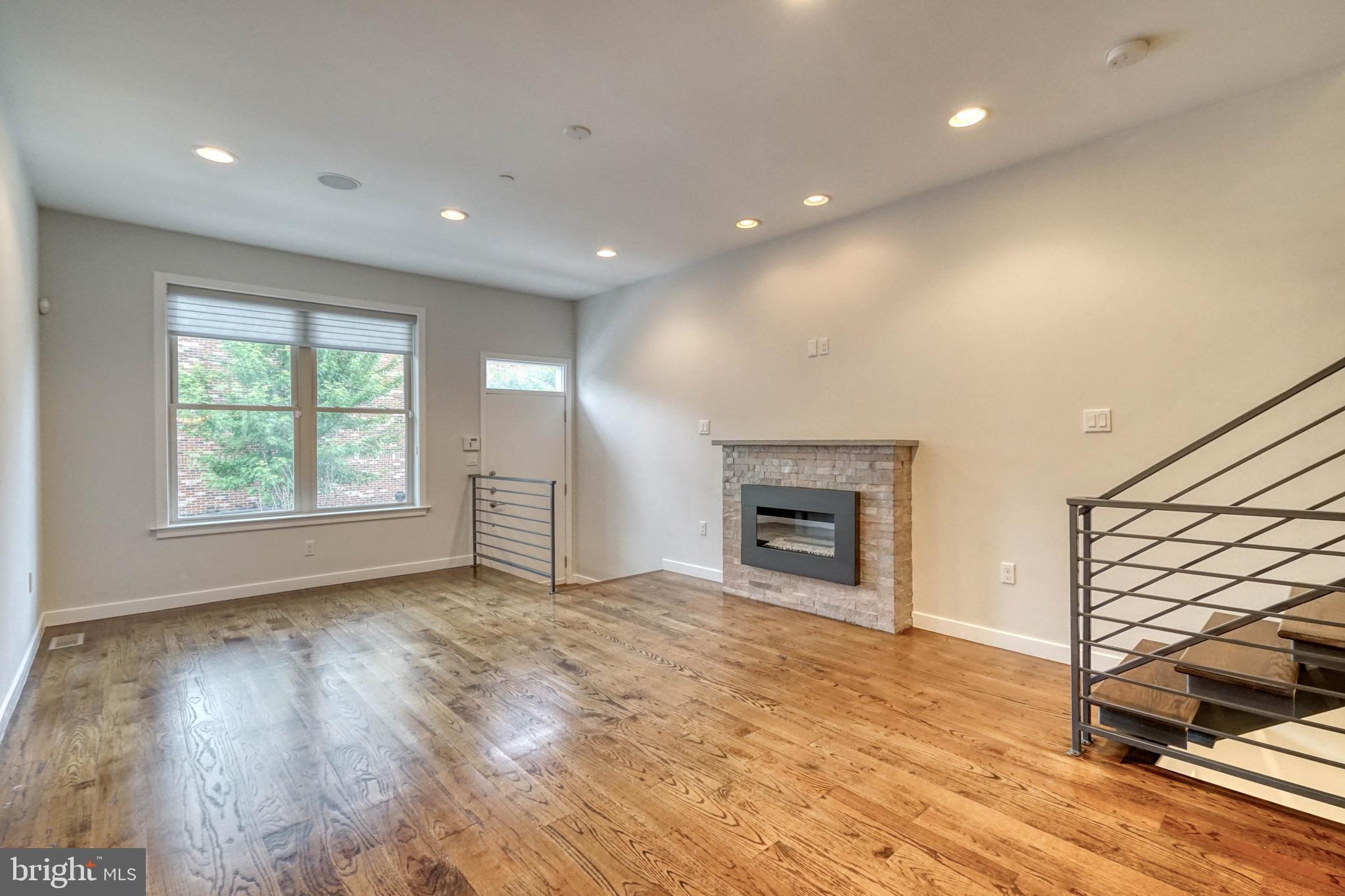 GRADUATE HOSPITAL - Residential Lease