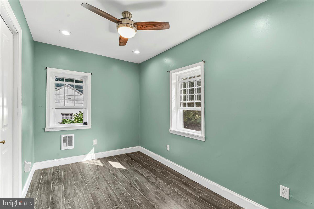 LEWISVILLE - Residential