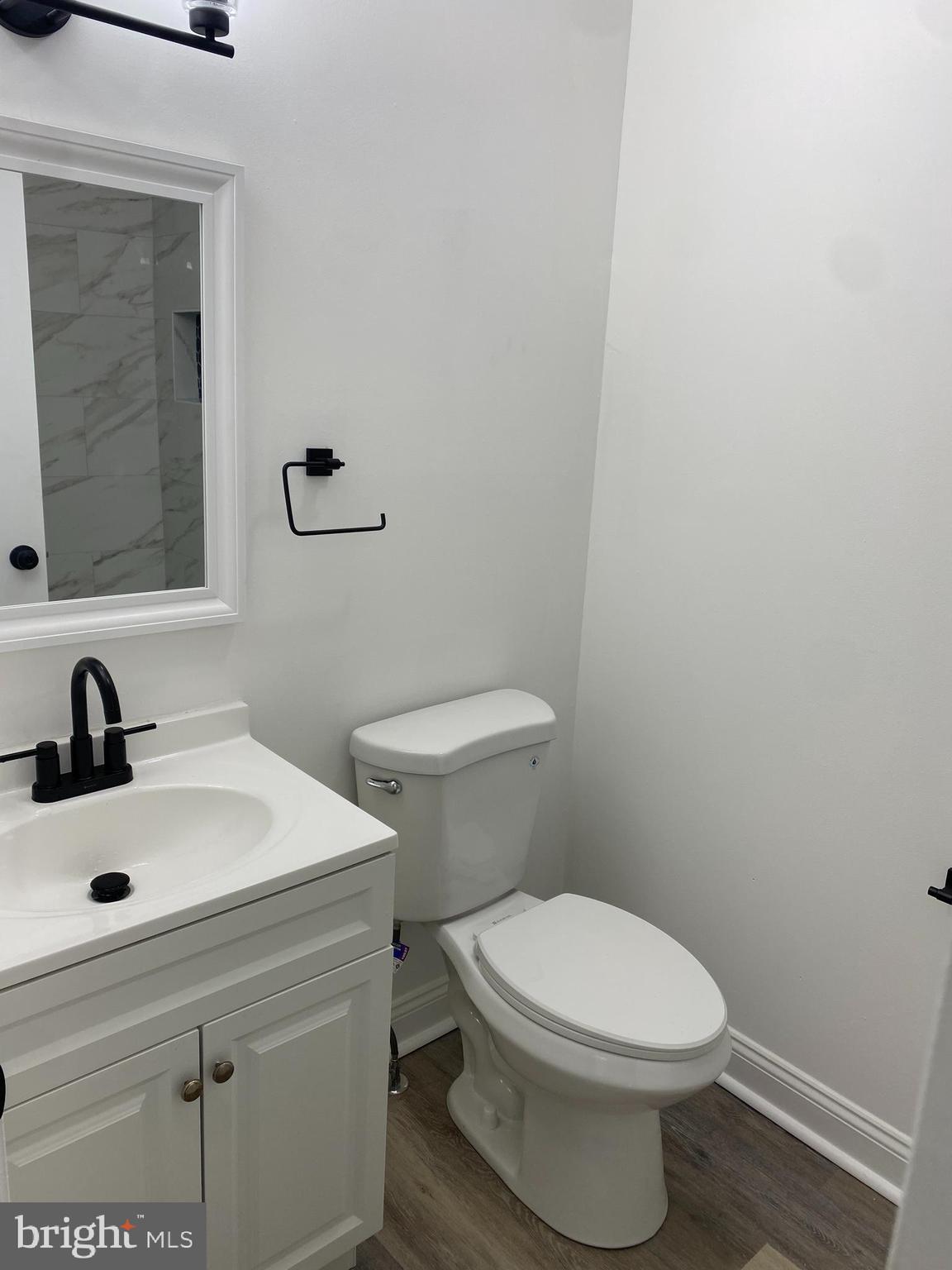 HUNTINGTON MEADOWS - Residential Lease