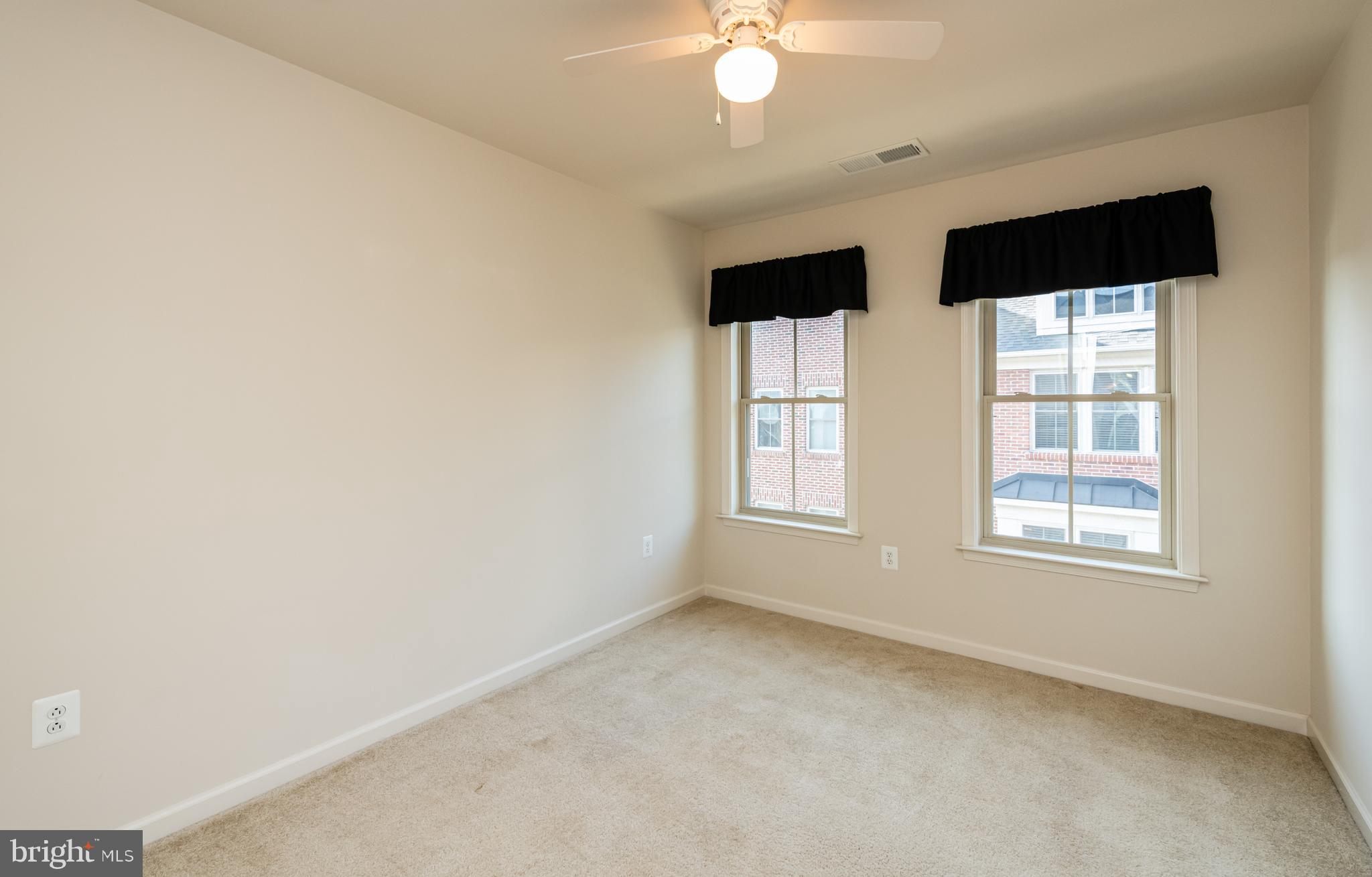 SHIRLINGTON CREST - Residential Lease