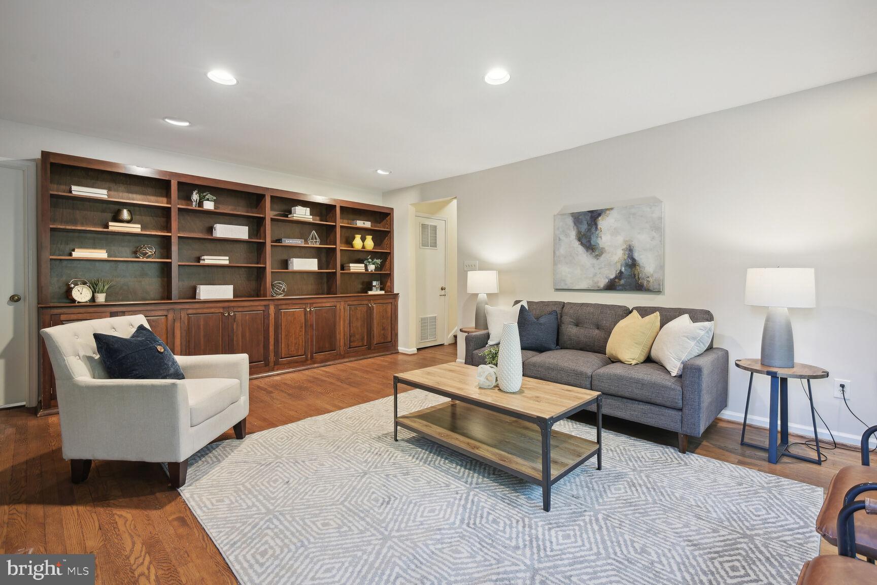 HERITAGE FARM - Residential