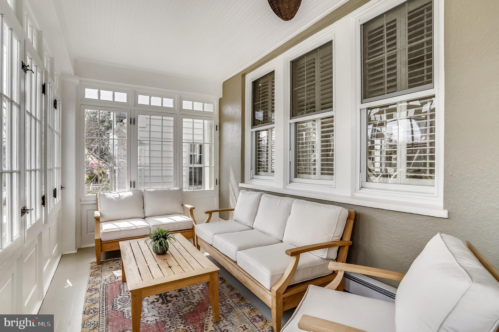 MURRAY HILL - Residential