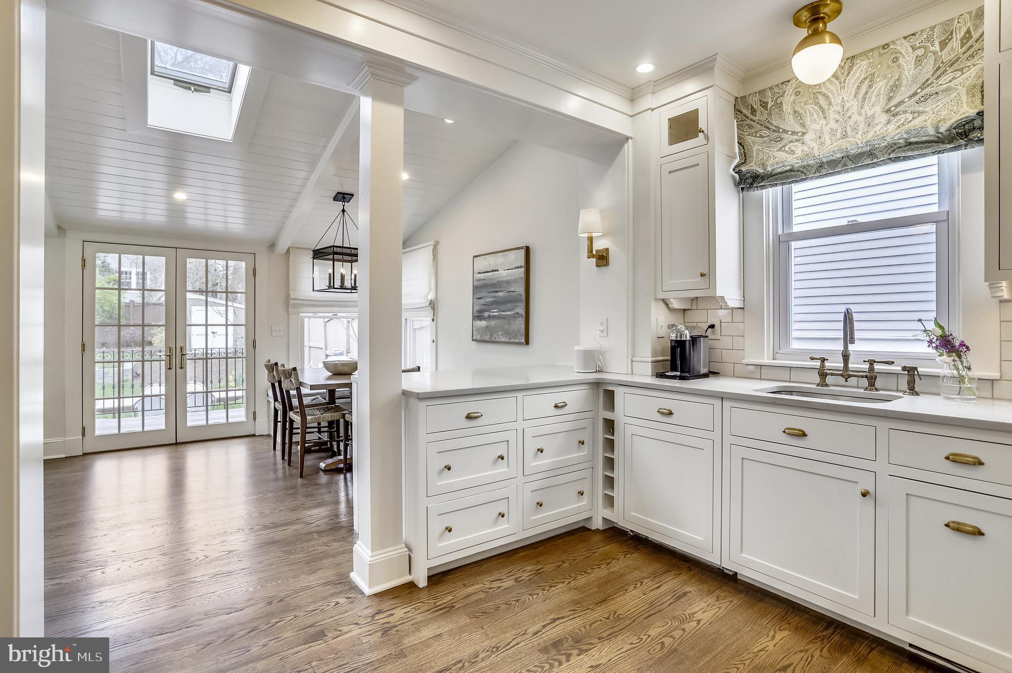 MURRAY HILL - Residential