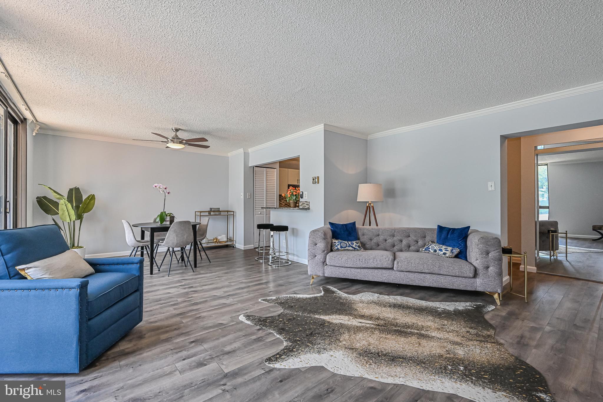 MCLEAN HOUSE - Residential