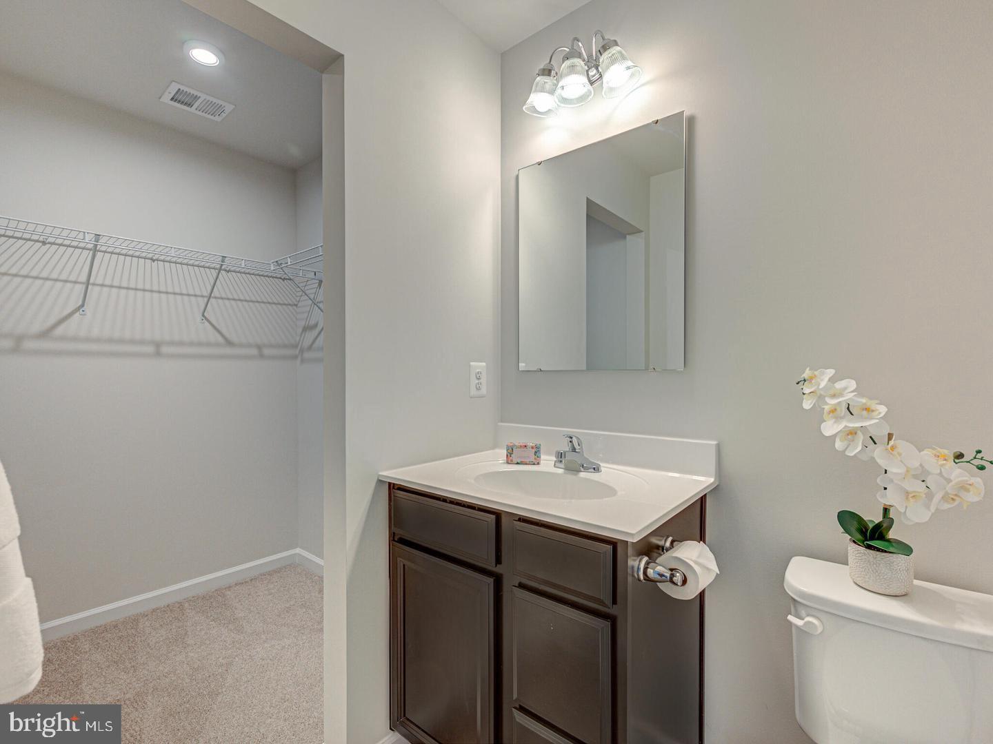 REGENTS CREST - Residential Lease