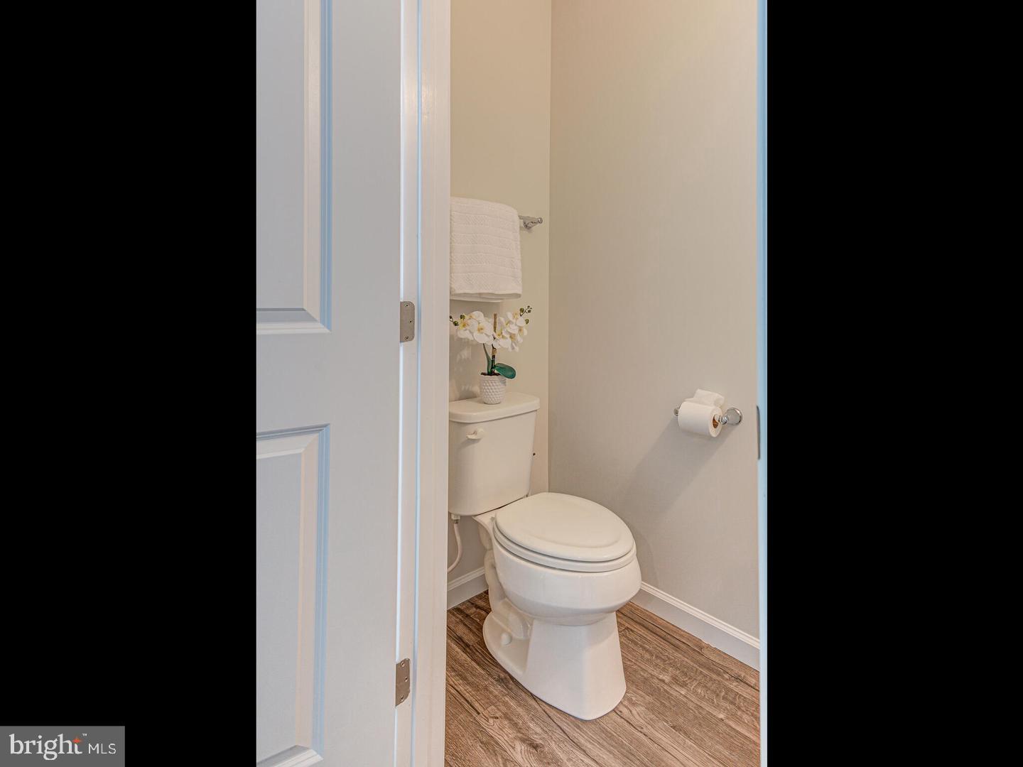 REGENTS CREST - Residential Lease