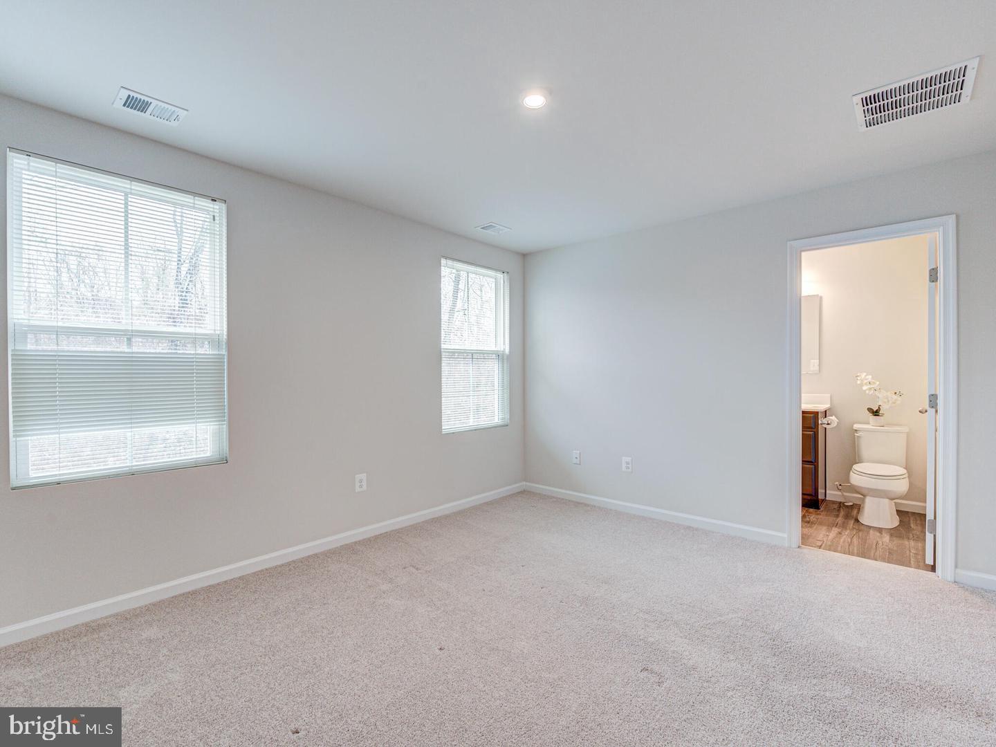 REGENTS CREST - Residential Lease